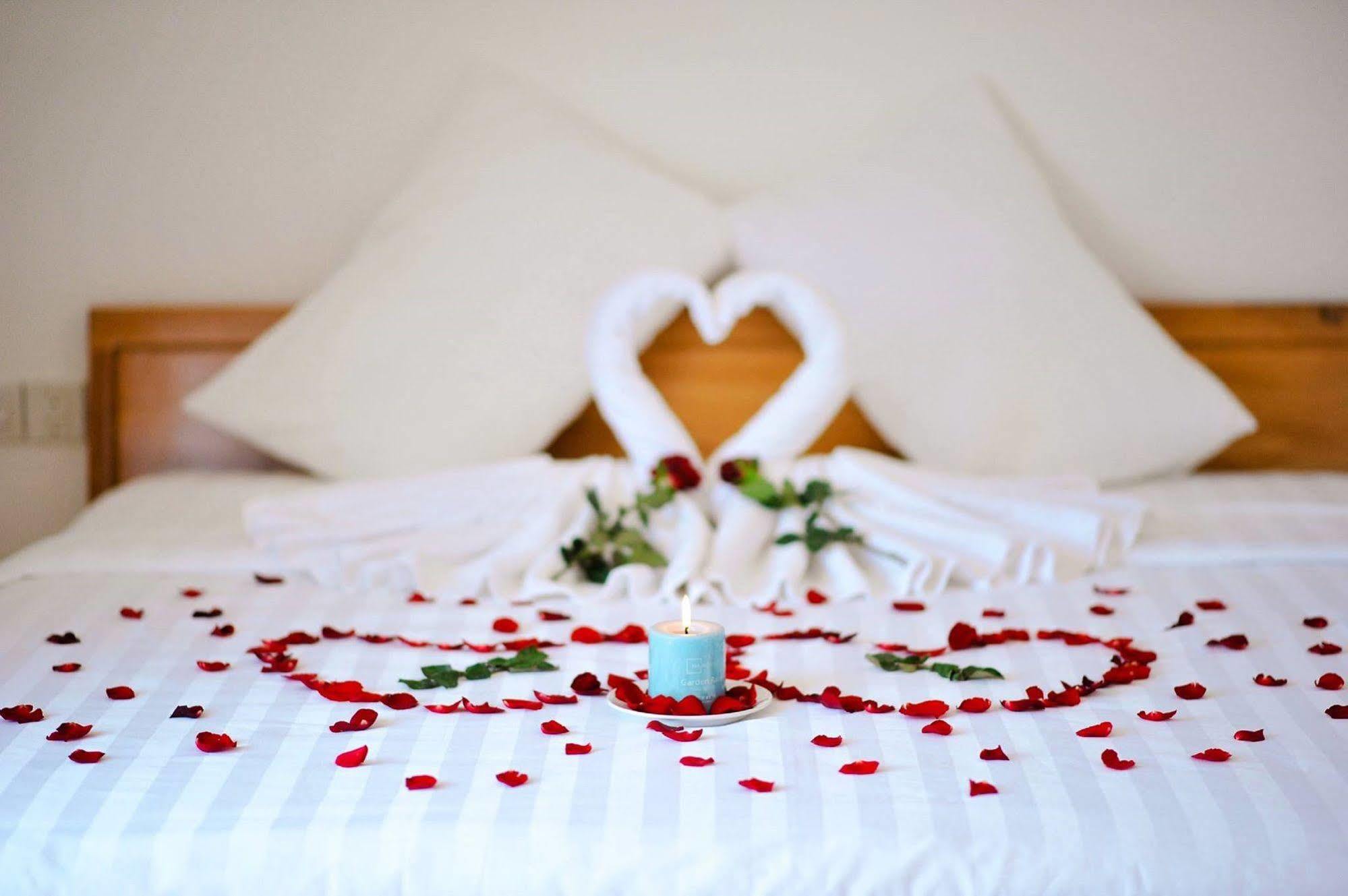 Allure Hotel Thuy Trieu Exterior photo